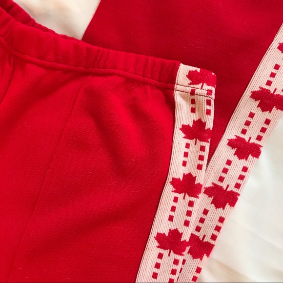 Vintage Red Maple Leaf Pants Size Large Long - Picture 2 of 7